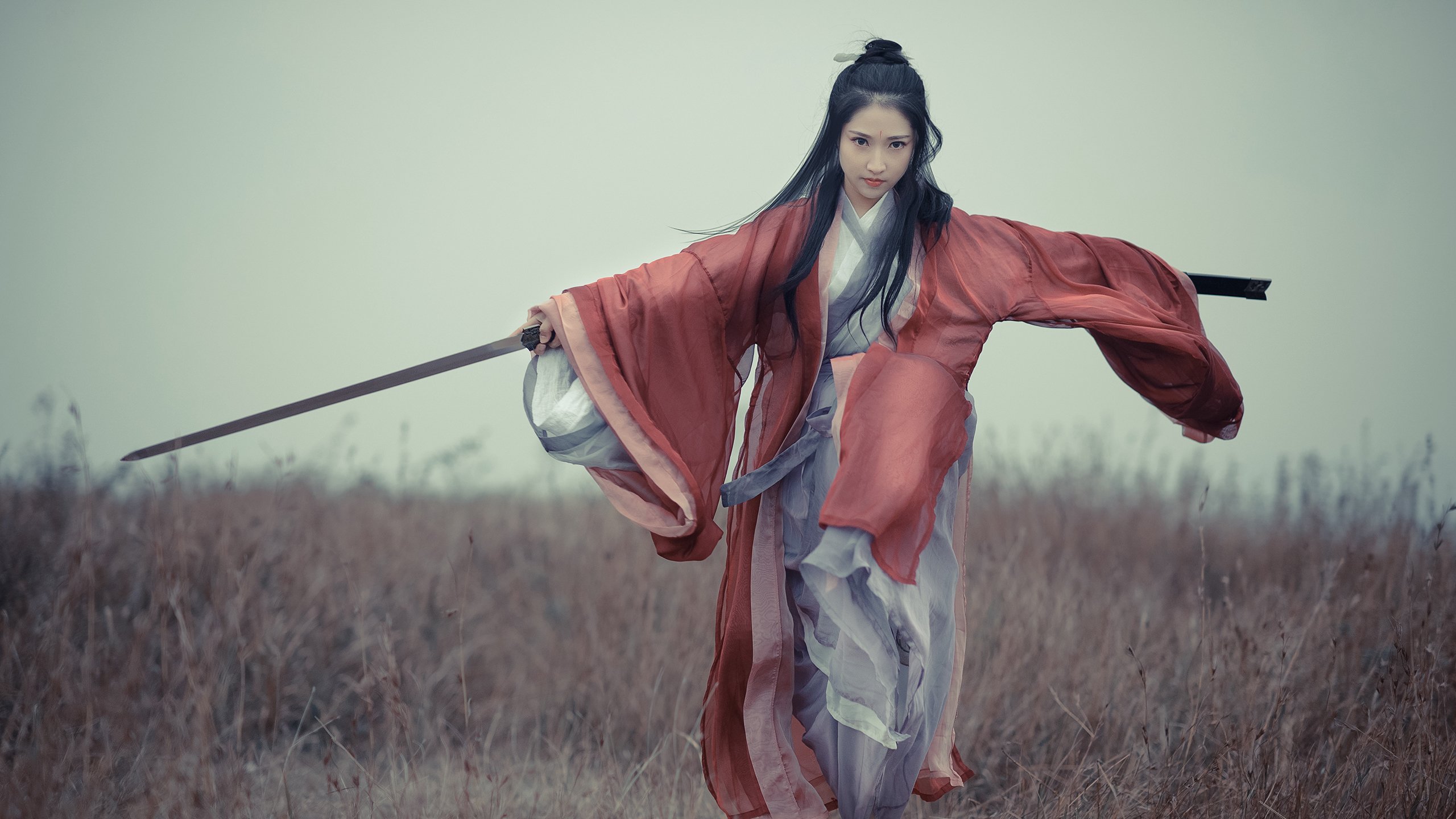 电竞游戏角色平衡调整对职业比赛战术影响的深度解析，moba角色平衡性