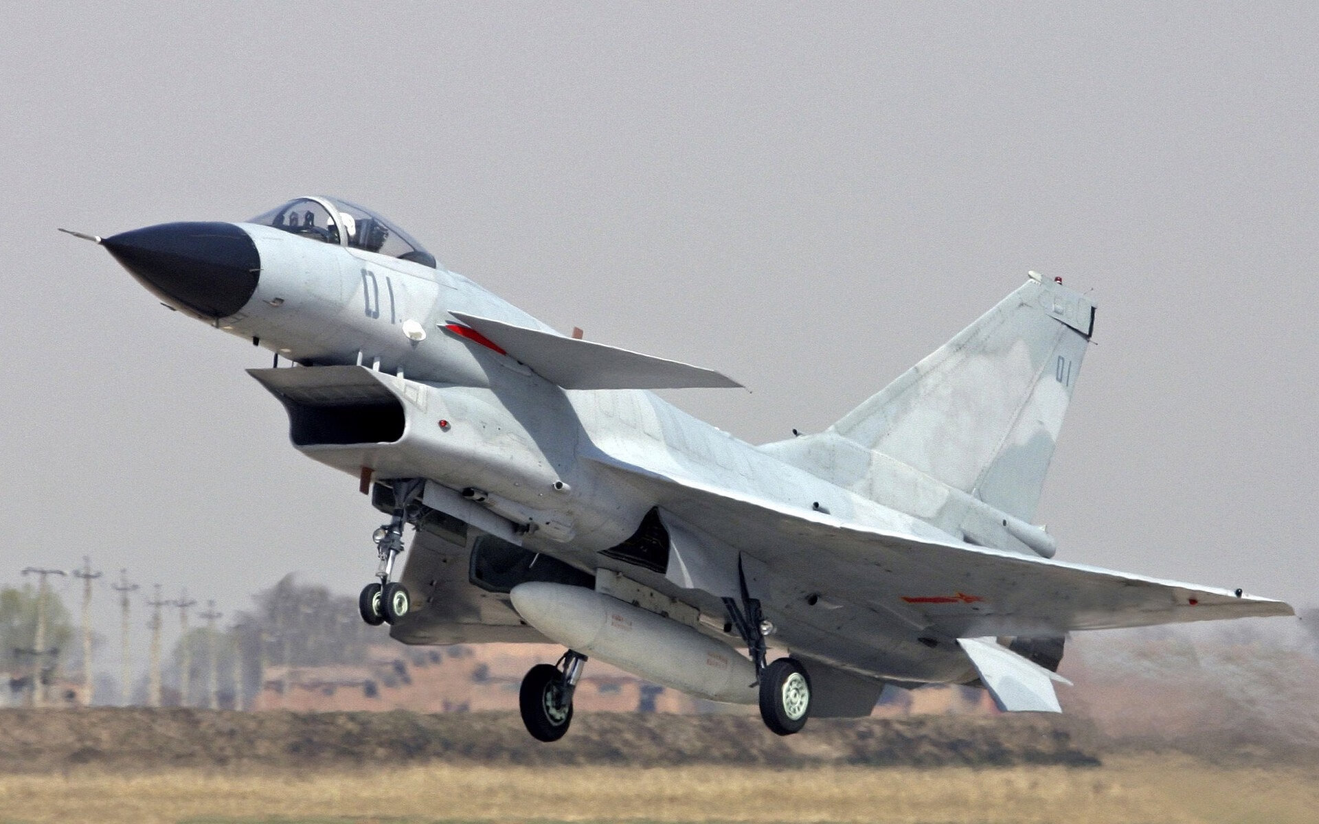 湖中竞技，划出城市活力新曲线，湖中是哪个学校